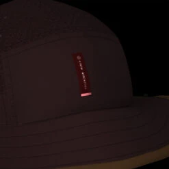 Ciele Athletics BNDCKHat Carbon - Iconic VC - Henri -Ciele Athletics CLBNDCKHCIVC DW001 BNDCKHatCarbon IconicVC Henri 2023 D2 ZOOMD