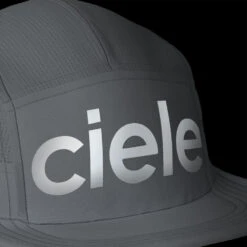 Ciele Athletics GOCap - Century - Ghost -Ciele Athletics CLGCC WH002 GOCap Century Ghost 2024 D3 ZOOMD