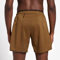 Ciele Athletics M DLYShort 7" Linerless - Petra -Ciele Athletics CLMDLYSH7LL PER DO001 MDLYShort7Linerless Petra 2024 D3 STUD2