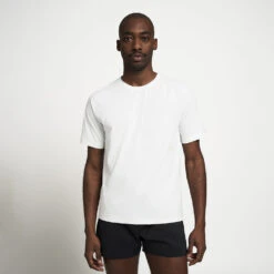 Ciele Athletics M DLYTShirt - Ghost -Ciele Athletics CLMDLYTS PER WH002 MDLYTShirt Ghost 2024 D1 STUD1