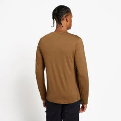 Ciele Athletics M HLSLongsleeve Sorino - Sable -Ciele Athletics CLMHLSL CW DO001 MHLSLongsleeveSorino Sable 2024 D4 STUD3