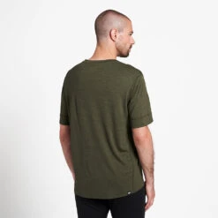 Ciele Athletics M HLSTShirt Sorino - Wallace -Ciele Athletics CLMHLST CW IG001 MHLSTshirtSorino Wallace 2024 D4 STUD3