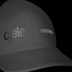 Ciele Athletics TRKCap SC - Athletics/Bar - Channel -Ciele Athletics CLTRKCSCAB SG001 TRKCapSC AthleticsBar Channel 2023 D2 ZOOMD