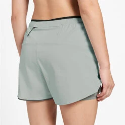 Ciele Athletics W DLYShort 4" Long Brief - Stadium 10 Ciele Athletics W DLYShort 4" Long Brief - Stadium -Ciele Athletics CLWDLYSH4LB PER LIG001 WDLYShort4LongBrief Stadium 2024 D3 STUD2