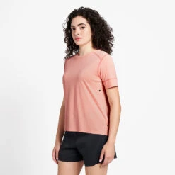 Ciele Athletics W FSTTShirt - Tropograph -Ciele Athletics CLWFSTT PER CC001 WFSTTShirt Tropograph 2024 D3 STUD2