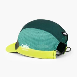 Ciele Athletics FSTCap SC - Field - Iconic SL - Seaweed/Emerald -Ciele Athletics U 2 CA 0064 GN002 FSTCapSC Field IconicSL Seaweed Emerald D2 2025 BACKL