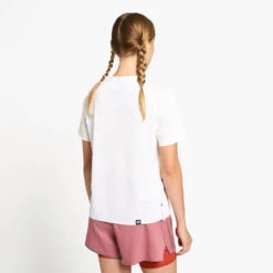 Ciele Athletics W FSTTShirt - Ghost 12 Ciele Athletics W FSTTShirt - Ghost -Ciele Athletics W 1 TS 0029 WH001 W FSTTShirt Ghost D1 2025 STUD3