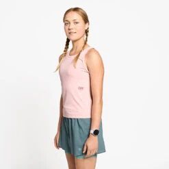 Ciele Athletics W DLYSinglet - Peachskin -Ciele Athletics W 1 TT 0041 PK002 W DLYSinglet Peachskin D1 2025 STUD2