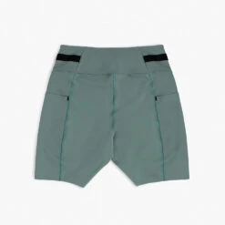 Ciele Athletics W FSTTight Short 7" - Silver Pine -Ciele Athletics WFSTTightShortW 1 TG 0049 GN005 W FSTTightShort7 SilverPine D1 2025 BACKL